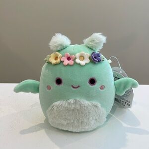 NWT 5” Tove the Mint Green Moth with Flower Crown Squishmallow